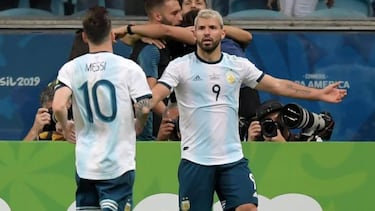 Aguero places Messi clause on Barcelona move