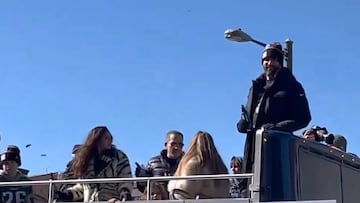 Watch: the beer that hit Howie Roseman sparks viral moment