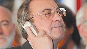 <b>EL PRESIDENTE, EN ACCIÓN</B>. Florentino ya negocia los refuerzos.