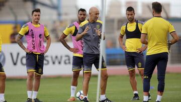 Los jugadores de Las Palmas durante el entrenamiento. 