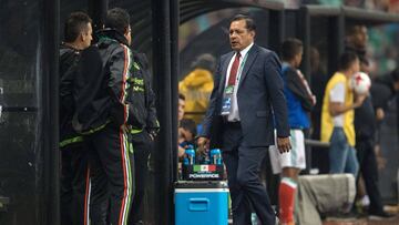 El auxiliar de Juan Carlos Osorio sentenció que la selección nacional tiene que medirse con selecciones que estén en el Top 10 del Ranking FIFA antes del Mundial.