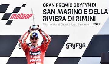 Alegría de Francesco Bagnaia tras conseguir su cuarta victoria consecutiva. La última en San Marino.