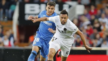 El Getafe rebaja el ambiente de fiesta de Mestalla