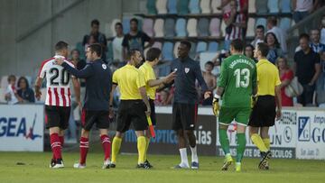 12/08/17 PRETMEPORADA PARTIDO AMISTOSO
ATHLETIC DE BILBAO - ALAVES
BRONCA TANGANA SUSPENSION DEL PARTIDO