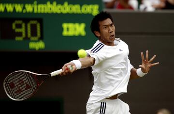 El tailandés ganó su único partido que disputó contra Nadal en Wimbledon 2003.