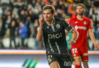 El Getafe se hiela en Burgos