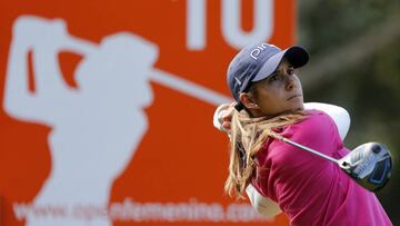 Azahara Muñoz se coloca en cabeza del Open de España