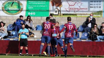 El Navarro CF derrotó a la UD Gijón Industrial (4-2) en el encuentro correspondiente a la Jornada 27 en el Grupo 2 de Tercera División RFEF disputado en el campo de fútbol de Tabiella.