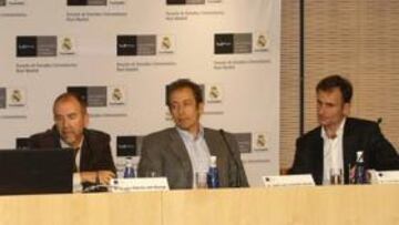 Del Burgo, Llorente y Serratosa, ayer.