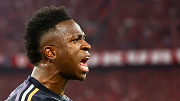 Munich (Germany), 30/04/2024.- Real Madrid's Vinicius Junior celebrates after scoring the 2-2 equalizer during the UEFA Champions League semi final, 1st leg match between Bayern Munich and Real Madrid in Munich, Germany, 30 April 2024. (Liga de Campeones, Alemania) EFE/EPA/FILIP SINGER
