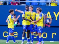25/05/25 PARTIDO SEGUNDA DIVISION
CASDIZ - HUESCA
TERCER GOL ROGER MARTI 3-0 ALEGRIA