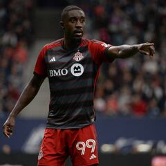 Toronto FC derrotó al New England Revolution en la jornada 9 de la MLS