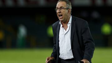 Profesión peligro: inestabilidad de técnicos en la Liga Águila