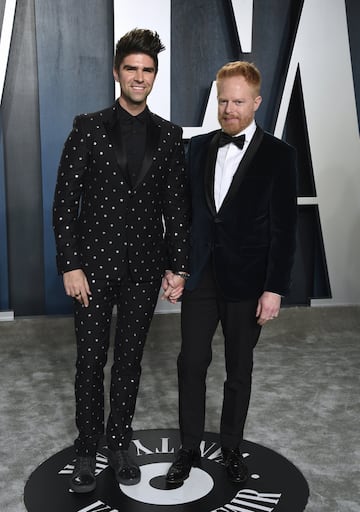 Justin Mikita y Jesse Tyler Ferguson.