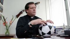 As&iacute; era Monse&ntilde;or Alirio L&oacute;pez, el p&aacute;rroco del f&uacute;tbol en paz