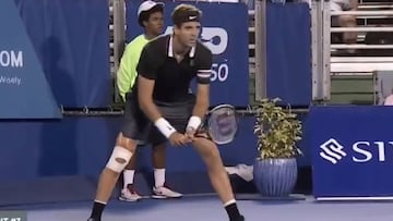 ¡Sin apenas poder moverse! El épico punto de Delpo casi cojo