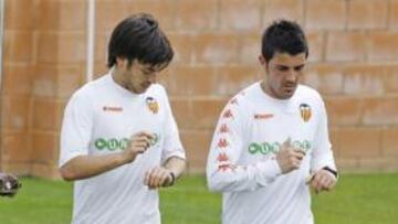 Fernando Gómez: "Villa sigue siendo jugador del Valencia"