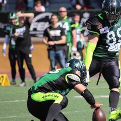 Los Cobras acaban con la racha triunfal de los Black Demons