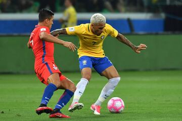 Las mejores imágenes del duelo entre Chile y Brasil