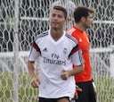Cristiano regaló un Iphone a los fisioterapeutas y utilleros