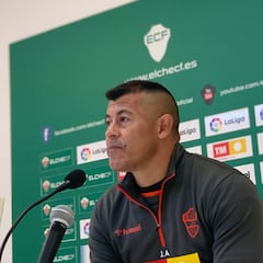 "Maradona abrió Argentina al mundo y enseñó a amar su camiseta"