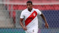 Araujo abandona la concentración por COVID-19