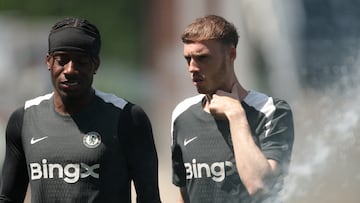 Madueke y Palmer, en el entrenamiento del Chelsea.