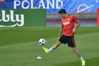 Real Madrid want Pogba rather than Lewandowski