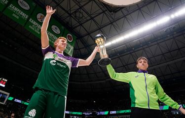 El Unicaja sigue de fiesta