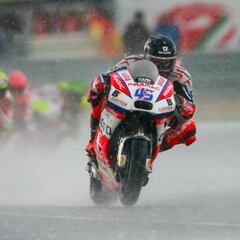 Ducati tiene a tiro su podio número cien en Sachsenring
