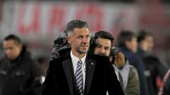 River Plate's head coach Martin Demichelis gestures before the start of the Copa Libertadores group stage second leg football match between Argentina's River Plate and Bolivia's The Strongest, at the Monumental stadium in Buenos Aires, on June 27, 2023. (Photo by JUAN MABROMATA / AFP)