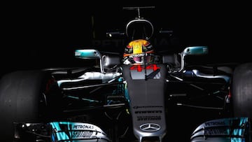 MONTMELO, SPAIN - MARCH 09: Lewis Hamilton of Great Britain driving the (44) Mercedes AMG Petronas F1 Team Mercedes F1 WO8 leaves the garage during day three of Formula One winter testing at Circuit de Catalunya on March 9, 2017 in Montmelo, Spain.  (Photo by Charles Coates/Getty Images)