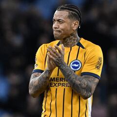 Con la posible llegada de Igor Julio a la Real, Sergio Francisco cuenta con cinco zagueros para la 2025-26