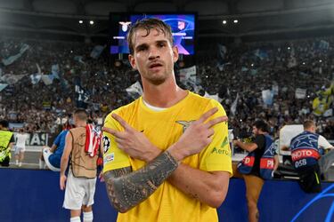 Sin casi quererlo, Ivan Provedel se convirtió ayer en el héroe de muchos ciudadanos romanos.