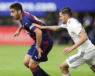 Real Madrid: Solari guilty of familiar failings in Eibar defeat