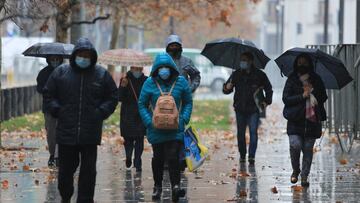 Lluvia en Santiago: qué día caerá y adelantan el sistema frontal para el fin de semana largo