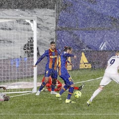 Barcelona y Madrid pierden media hora por partido