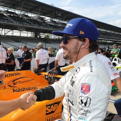 McLaren afronta el reto de la Indy 500 "de la forma más difícil"
