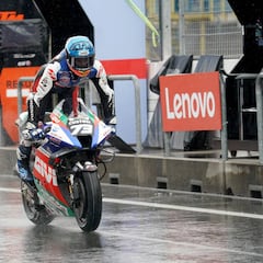 Ciabatti bendice el matrimonio Gresini Ducati-Álex Márquez