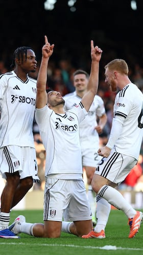 Atención a la dedicatoria de gol de Raúl Jiménez para su padre