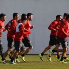 Sampaoli baja las cargas y Miiko asoma si Jara es sancionado