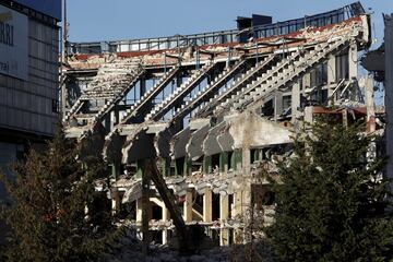 El avance de las obras de demolición del templo rojiblanco.

