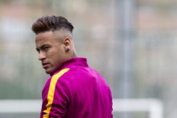 Age: 24
Cost: €88.2m
Value: €100m
Contract expires: 2018
Goals: 15-16: 30 (48)
