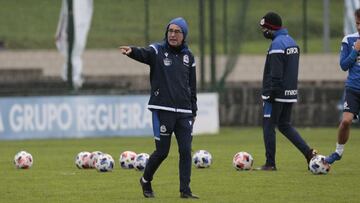 Fernando Vázquez habla del derbi entre Deportivo y Celta B