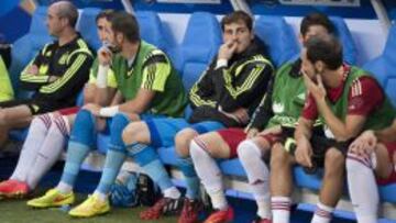 Iker Casillas, en el banquillo de Saint Denis.