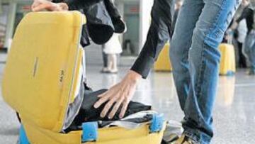 <b>HACER LA MALETA. </b>De confirmarse el positivo, Mayo será suspendido de empleo y sueldo.