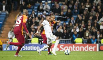 Triplete perfecto de Rodrygo: izquierda, de cabeza y con la derecha. Noche histórica para el extremo brasileño, que difícilmente olvidará este partido ante el Galatasaray.