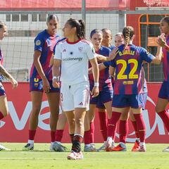 Pina regala otra fiesta al Barcelona