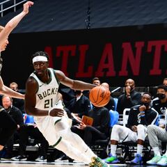 NBA: Bucks aim to take down Hawks in battle for the East