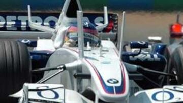 <B>CONVALECIENTE.</B> Villeneuve no se ha recuperado del accidente que sufrió el pasado fin de semana.